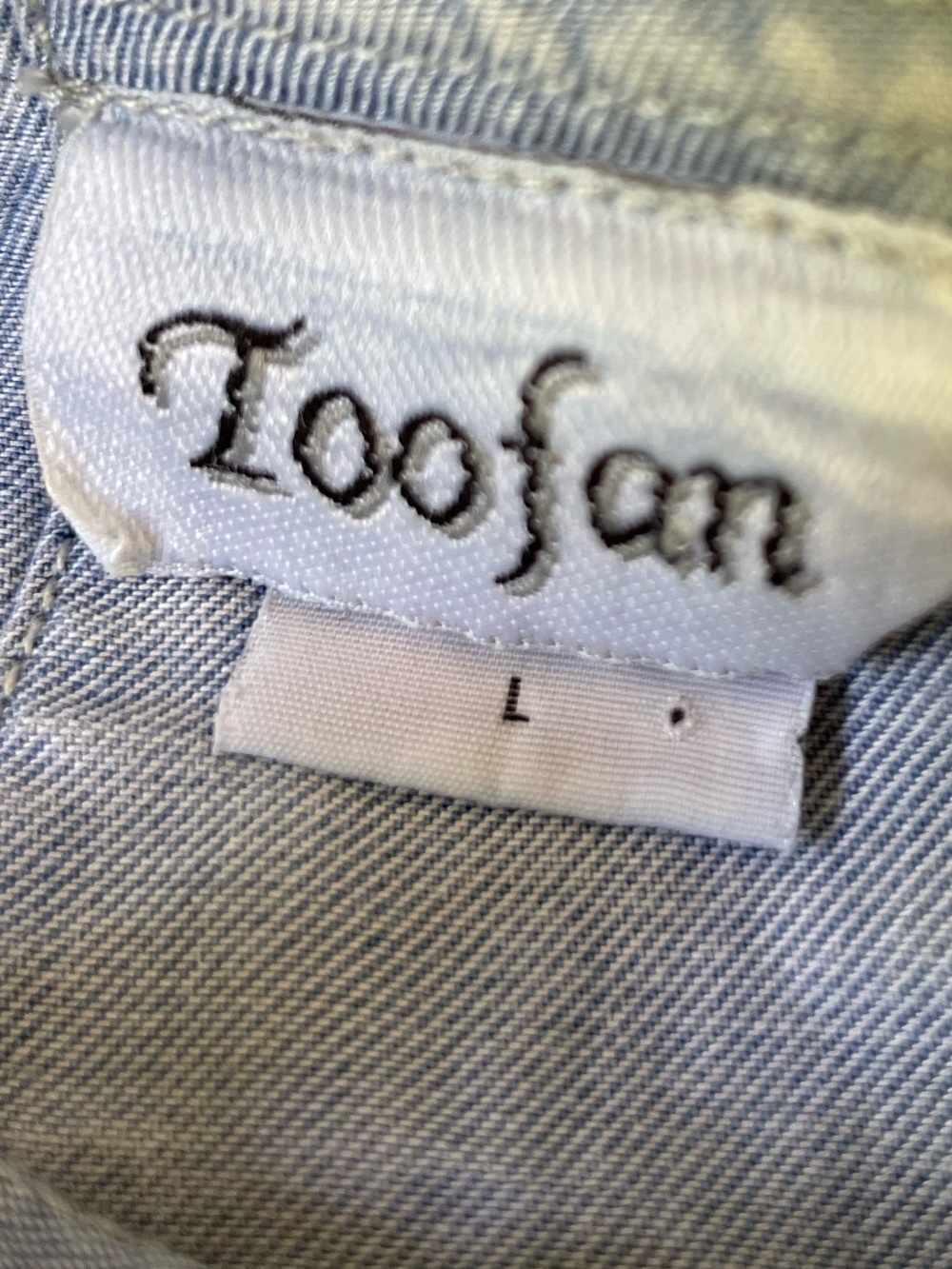 TooFan size large 100% tencel button up chambray top or light jacket - Picture 7 of 9